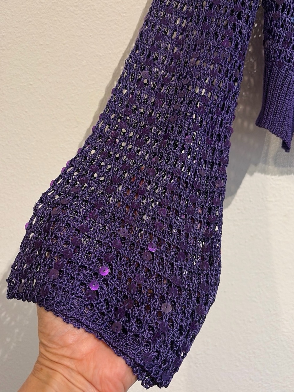 Bettie Page Vintage Inspired Cropped Open-Knit Sequined Cardigan in Purple - Picture 5 of 8